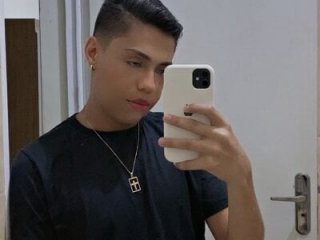 Felipeg021 live webcam thumbnail