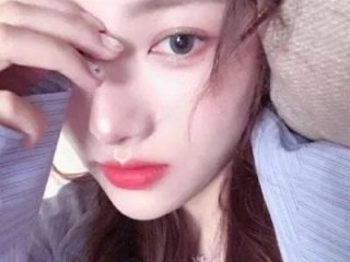 feifei-love live webcam thumbnail