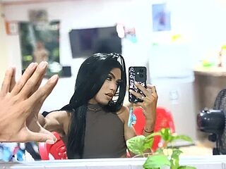 fer_sophia live webcam thumbnail