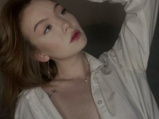 feral__berrys live webcam thumbnail