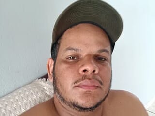 FFelipe000777 live webcam thumbnail