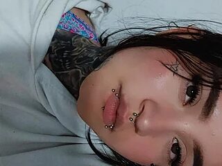 Ffany_Hot_pm live webcam thumbnail