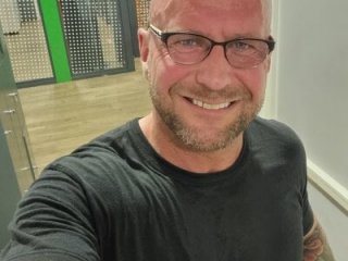 Fit4Kink live webcam thumbnail