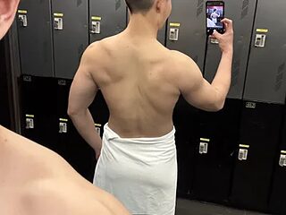 fightgod99 live webcam thumbnail