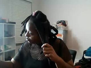 fineshiilani live webcam thumbnail
