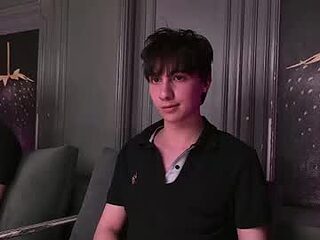 finn_black live webcam thumbnail