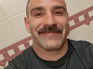 fitguy4u live webcam thumbnail