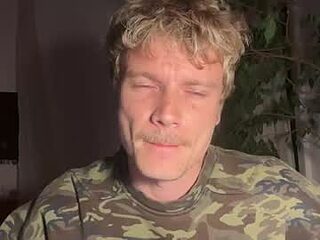 fituniformguy live webcam thumbnail