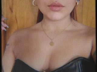 Flame_Violeta live webcam thumbnail