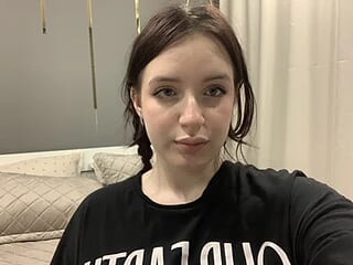 FlaviaKurka live webcam thumbnail