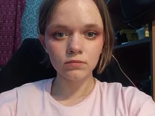 FlirtingAdele_1 live webcam thumbnail