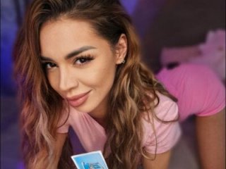 FlirtyFawn live webcam thumbnail