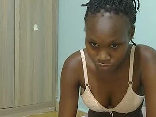 flirty_paw live webcam thumbnail