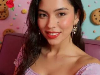 Fox_Roxxan live webcam thumbnail