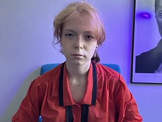FoxxyyPolly live webcam thumbnail