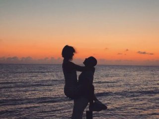 foxy_2025 live webcam thumbnail