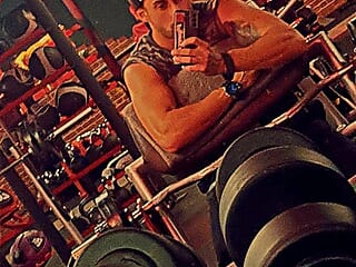 Fratello27 live webcam thumbnail