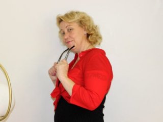 Frau_Marta live webcam thumbnail