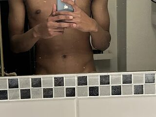 FrenchBBC__ live webcam thumbnail