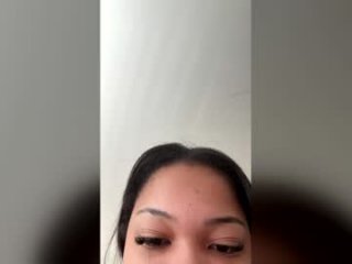 freakymaa live webcam thumbnail