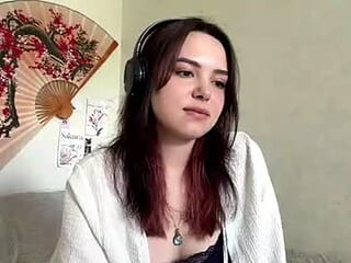 frosted_bloom live webcam thumbnail