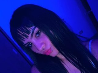 Funny_GirlsW live webcam thumbnail