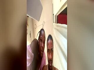 fuck_and_play43 live webcam thumbnail