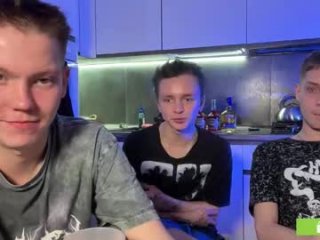 funny_roomm live webcam thumbnail