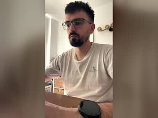 funnyroom23 live webcam thumbnail