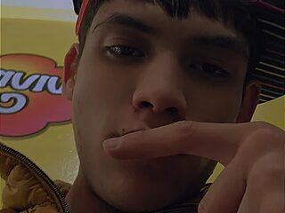 G10V4NNY live webcam thumbnail