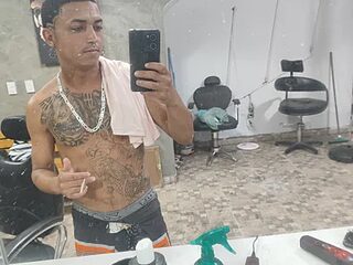 Gabrielag1533 live webcam thumbnail