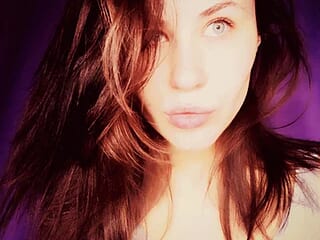 Gabriella_Bee live webcam thumbnail