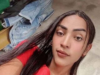 GabyMilan_ live webcam thumbnail