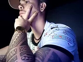 gabo199405 live webcam thumbnail