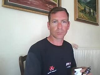 galantman71 live webcam thumbnail