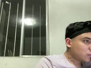 garypinepineapple live webcam thumbnail