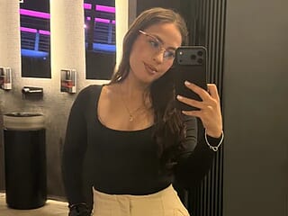 gatitapicosa live webcam thumbnail