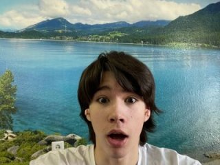 gayGamogey live webcam thumbnail