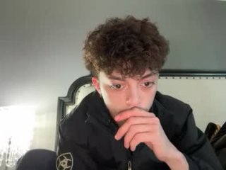 gayboyhtx live webcam thumbnail
