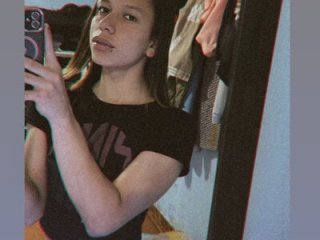 Geminis_m live webcam thumbnail