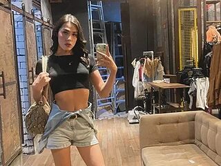 GeorginaSparkz live webcam thumbnail