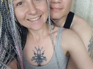 Gerald_and_Kristy live webcam thumbnail