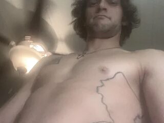 getAtMeE69 live webcam thumbnail