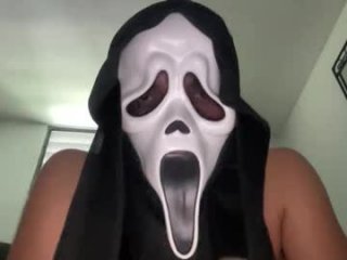 ghostfacesin live webcam thumbnail
