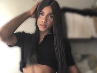 GiadaMonserrat live webcam thumbnail