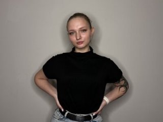 GiannaNolton live webcam thumbnail