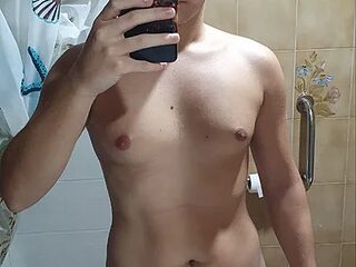 Gianniidav live webcam thumbnail