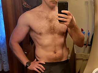 GingerKinkster live webcam thumbnail