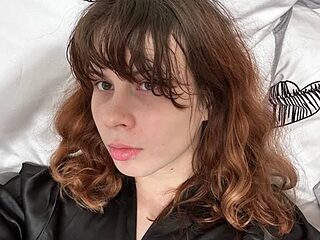 GirlNextDoorTV live webcam thumbnail