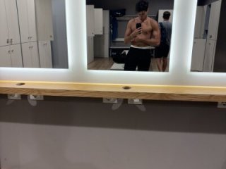 Giuliopuledro live webcam thumbnail
